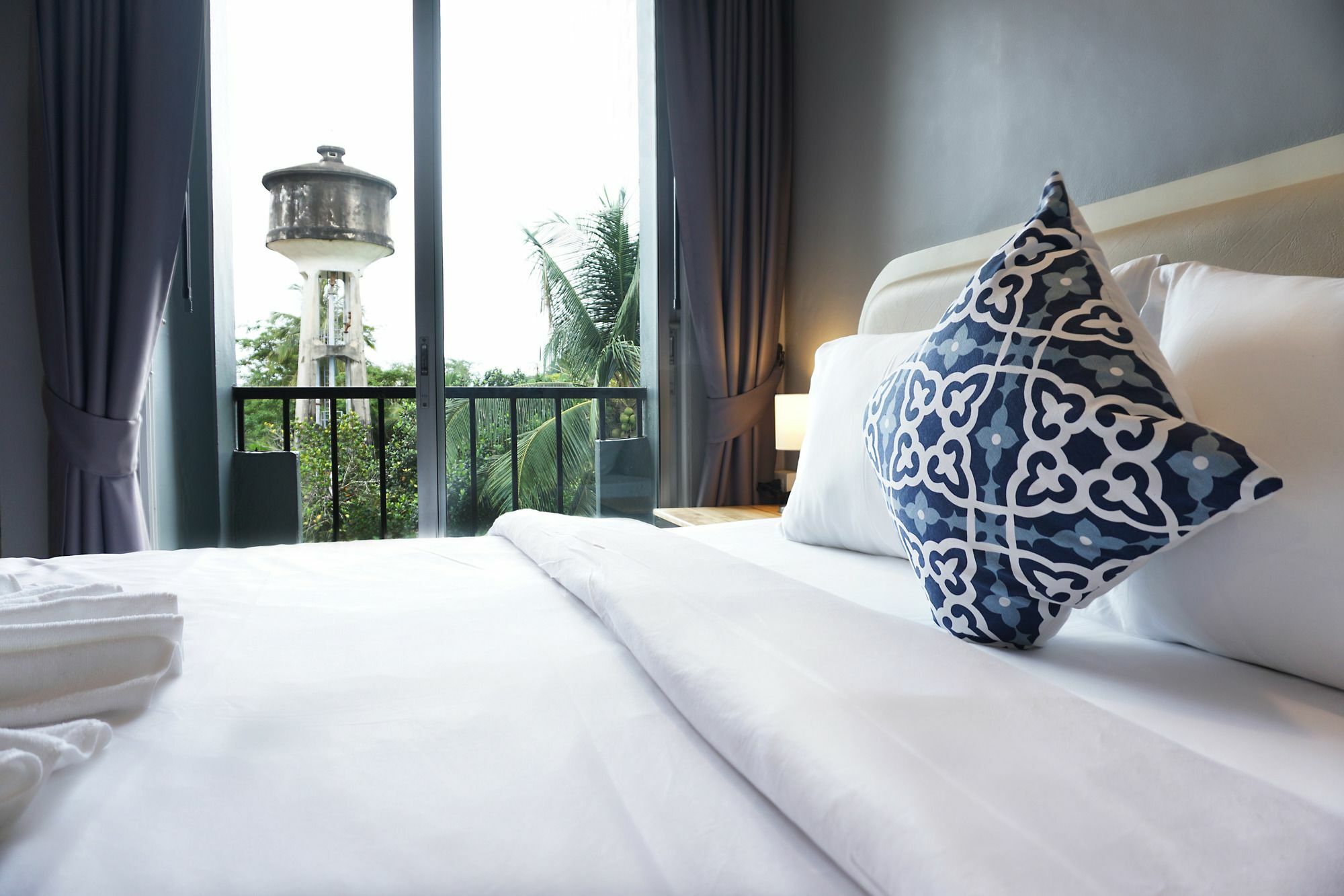 The Moon Night Ao Nang Hotel Krabi Ngoại thất bức ảnh
